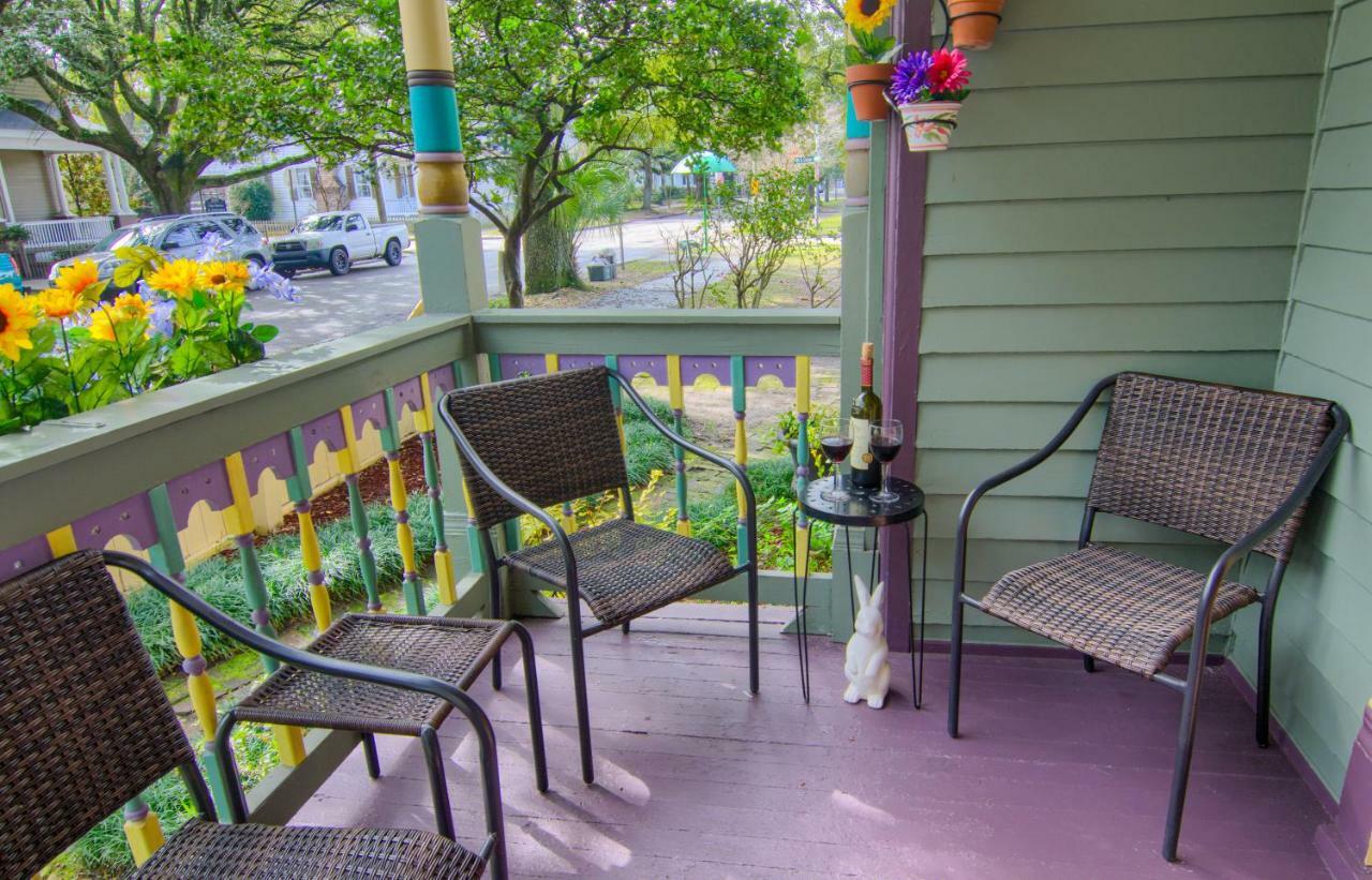 The Mardi Gras House Bed & Breakfast Mobile Exterior photo